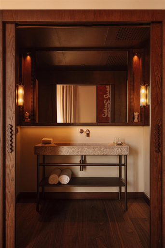 Bathroom 5, Palacio De Godoy Caceres, Curio Collection By Hilton, Cáceres