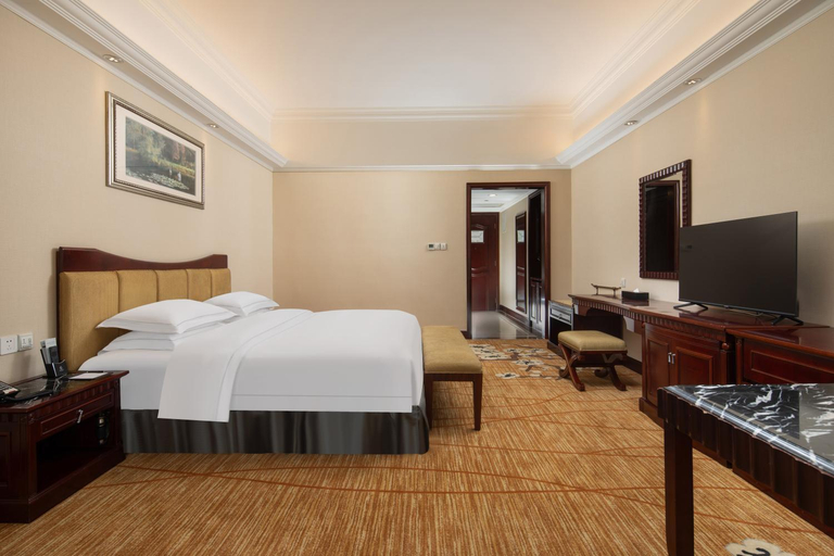Bedroom 3, The Phoenix City Hotel Guangzhou, Guangzhou