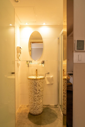 Bathroom 4, Agripas Boutique Hotel