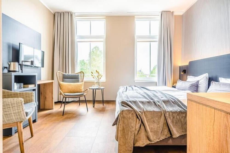 Bedroom 3, Arthotel Bakker, Leer