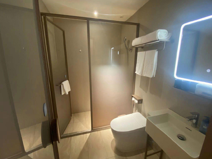 Bathroom 5, Hanting Hotel Guangzhou Nangang Subway Station, Guangzhou