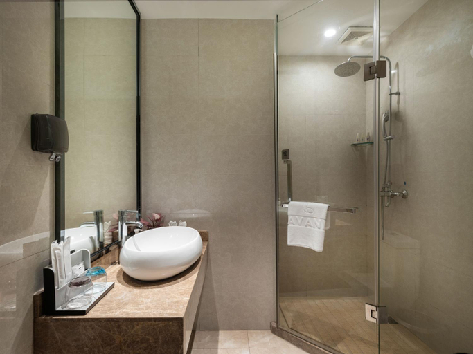 Bathroom 4, Lavande Hotel Guangzhou Tianhe Zhengjia Square, Guangzhou
