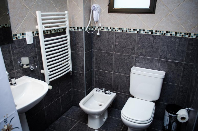 Bathroom 3, Rancho Grande Hotel, Calamuchita