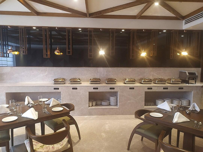 Food & Drinks, Hotel Mary Land, Sahibzada Ajit Singh Nagar