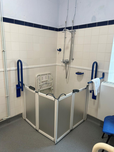 Bathroom 5, Whalley Abbey - B&B and Retreat House, Lancashire
