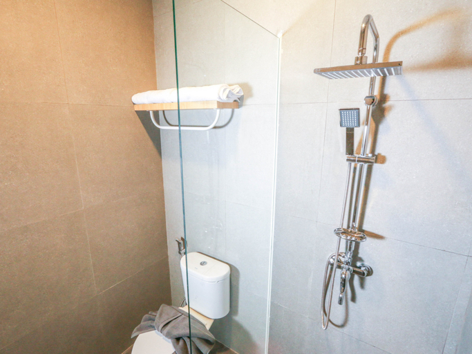 Bathroom 5, Starkostel by Sajiwa Tembalang, Semarang