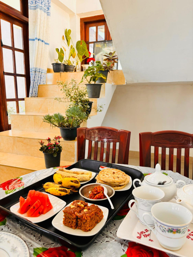 Food & Drinks, SHINY VIEW, Nuwara Eliya