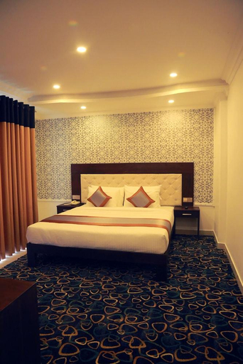 Bedroom 3, Galaxy Grand Hotel, Nuwara Eliya