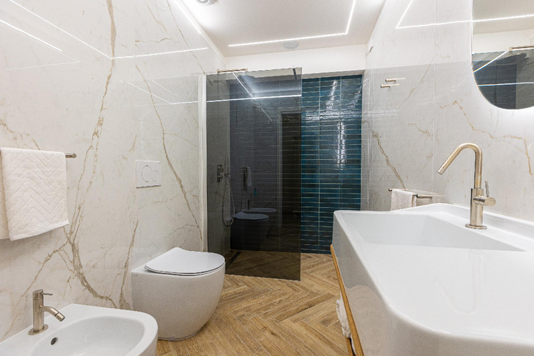 Bathroom 3, Penthouse at Trevi's Fountain and Panoramic Terrace, Rome
