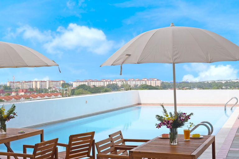 Sport & Beauty 2, Crystal Crown Hotel Harbour View Port Klang, Klang
