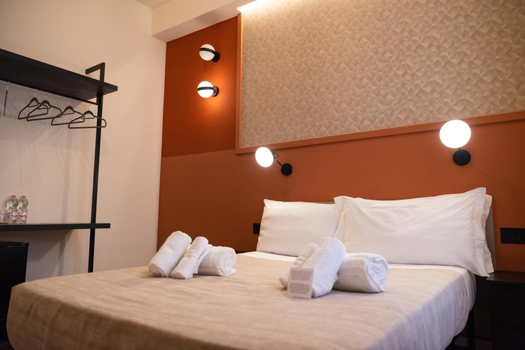 Bedroom 3, Residenza Leone XIII, Rome
