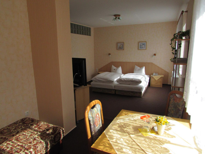 Others 4, Pension Am Heiderand, Bautzen