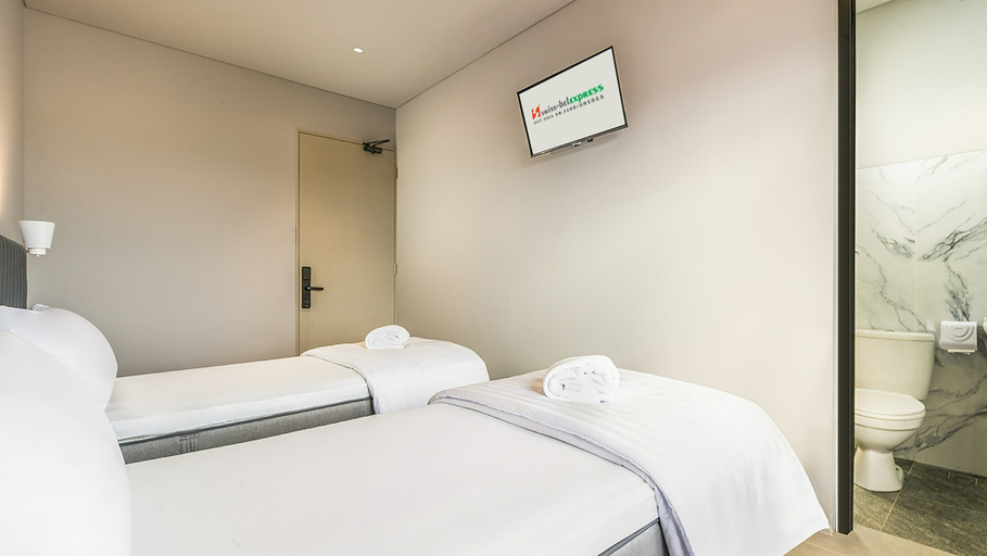 Bedroom 4, Swiss-Belexpress Rest Area KM. 379A, Batang