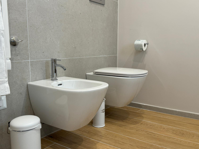 Bathroom 2, Mas Collection - Dimora Zonno First Floor, Bari