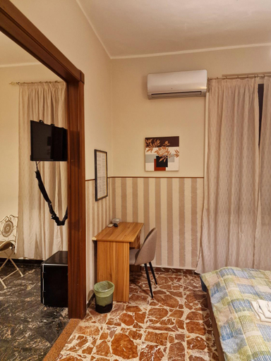 Bedroom 2, B&B Elisa, Crotone