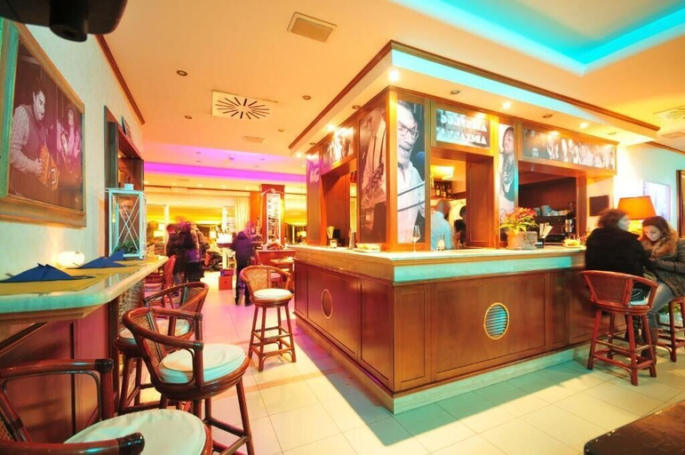 Food & Drinks 5, Vintage Hotel Tornese - Business & Events, Livorno