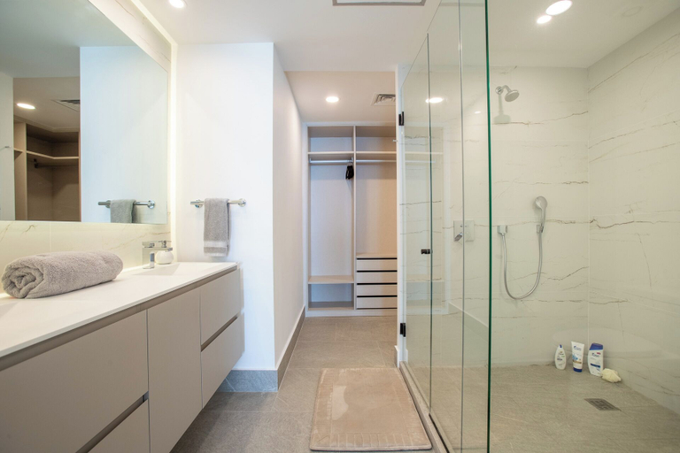 Bathroom, Bosa Hotels & Residences, Compostela