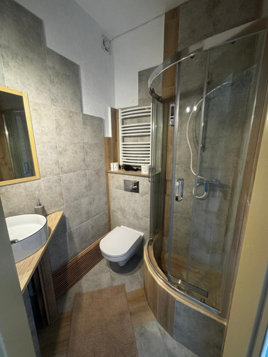 Bathroom 3, Jedliczanka, Zgierz