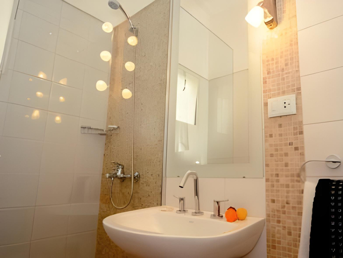 Bathroom 2, Gran Hotel Victoria Cordoba Argentina, Capital