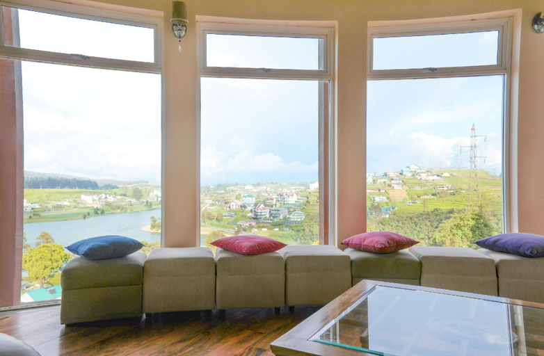 Others 5, Villa Acacia, Nuwara Eliya