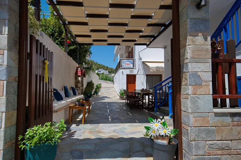 Others 5, Villa Konstantinos, Thessaly