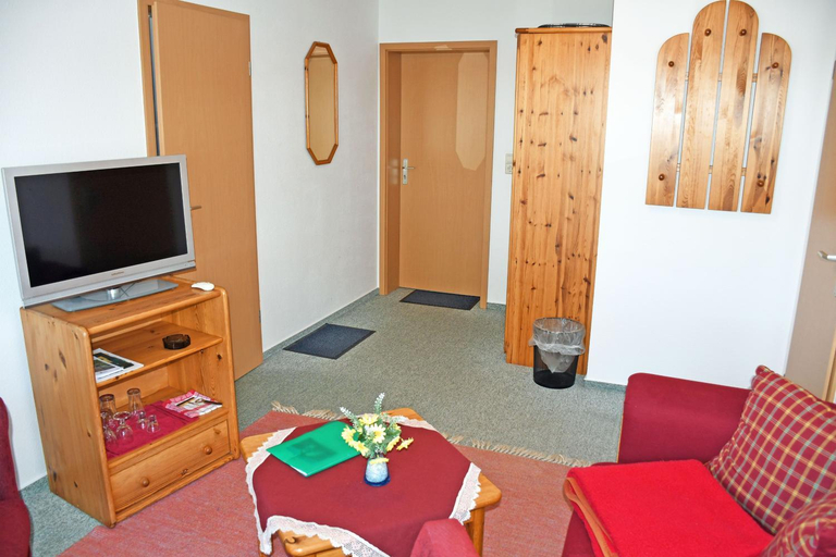 Bedroom 2, Pension Seeperle, Vorpommern-Rügen