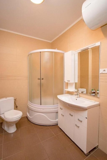 Bathroom, Sea Whisper Apartment
