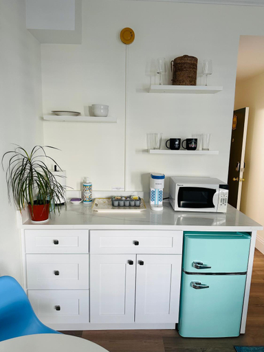 Others 3, Romantic Studio in the Heart of Palm Beach, Palm Beach