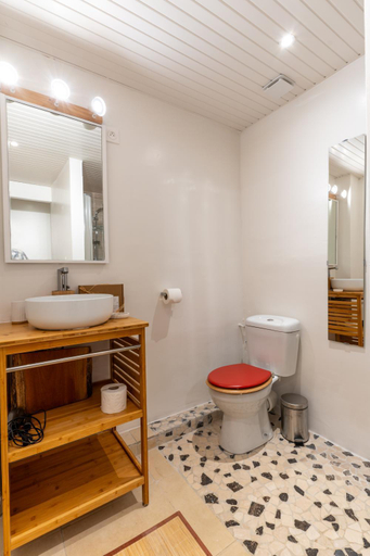 Bathroom 1, Domaine Madinina, Le Morne-Vert