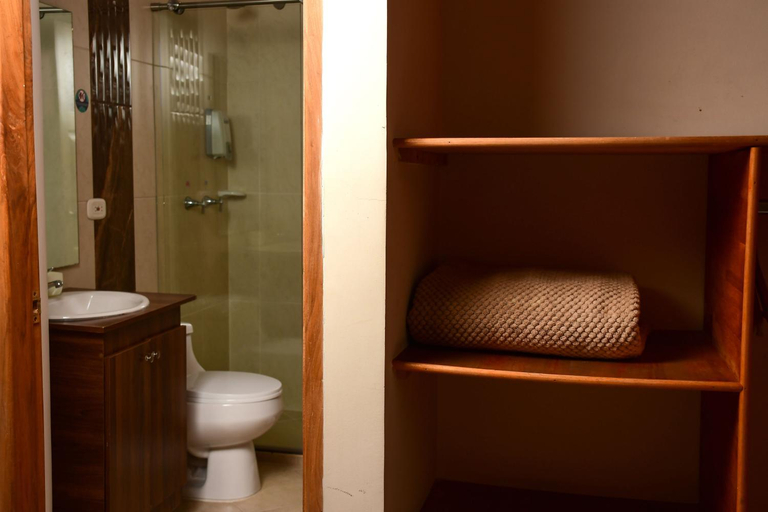 Bathroom 3, Hotel Villa Colonia, Marinilla