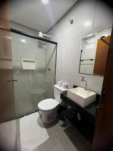 Bathroom 4, Leviv Praia Hotel, Caraguatatuba