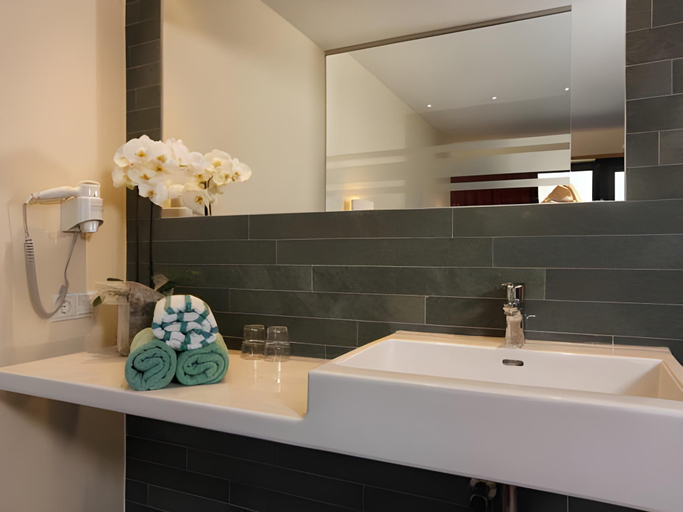 Bathroom 4, Hotel Garni Maria Theresia, Imst