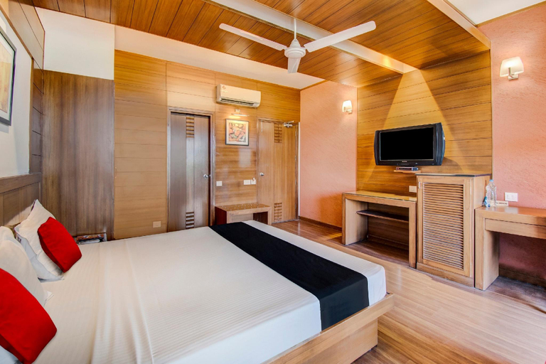 Bedroom 2, Hotel Broadway, Chandigarh
