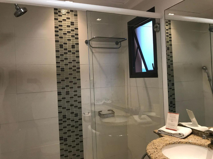 Bathroom 4, Jurere Beach Village, Florianopolis