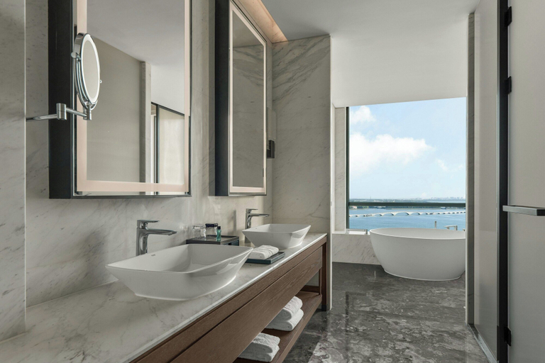 Bathroom 4, Sheraton Kunshan Dianshan Lake, Suzhou