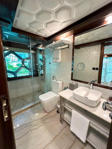 Bathroom 4, Overnight Super Yacht Experience - ORCHID, Yas Island