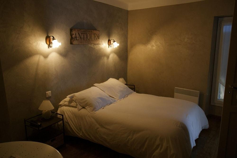 Bedroom 3, Le Crillon, Vaucluse
