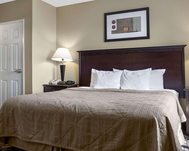 Bedroom 3, MainStay Suites Bismarck, Burleigh