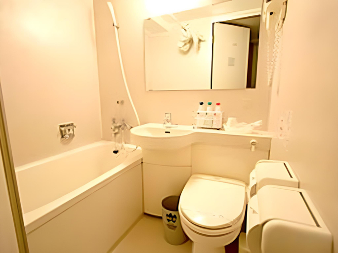 Bathroom, Hotel Central Sendai, Sendai