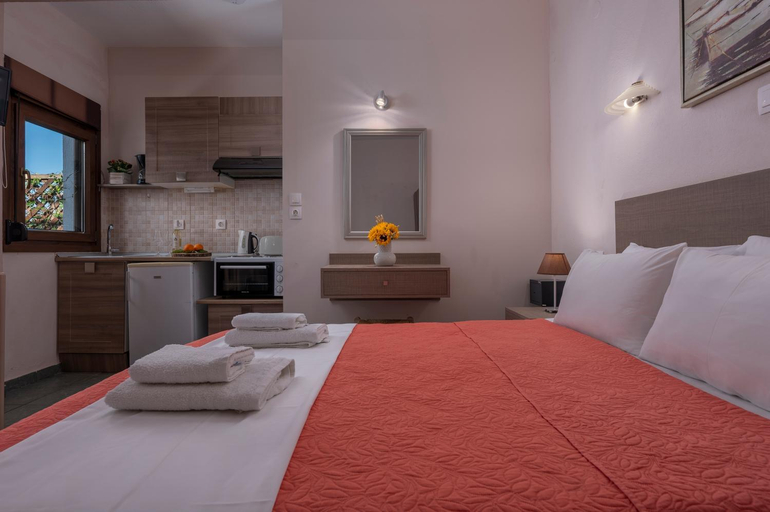 Bedroom 3, Agnanti Hotel & Apartments, Thessaly
