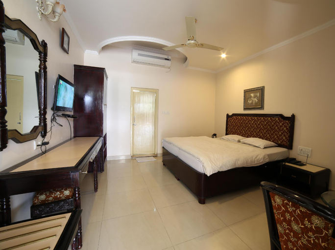 bedroom 14