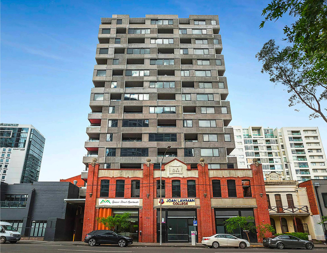 Exterior & Views 2, Spencer Street Apartments, Melbourne