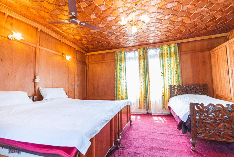 Bedroom 2, Royal Mumtaz Grp 蒙達斯集團, Srinagar