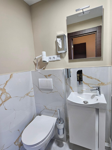 Bathroom 2, Hotel City Faber, Worms