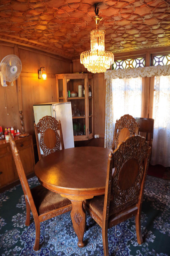Food & Drinks 5, Houseboat Zaindari Palace, Srinagar