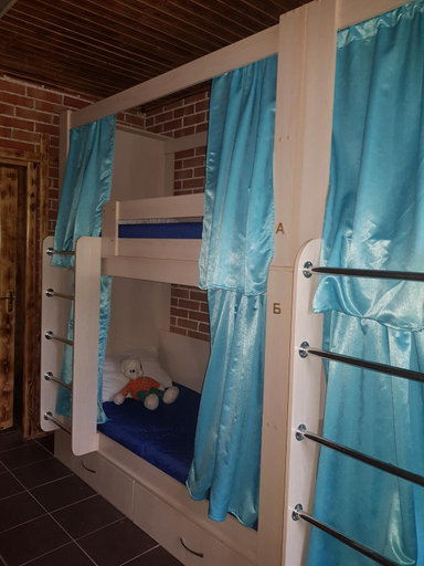 Bedroom 2, Hostel Gorozhanin, Central