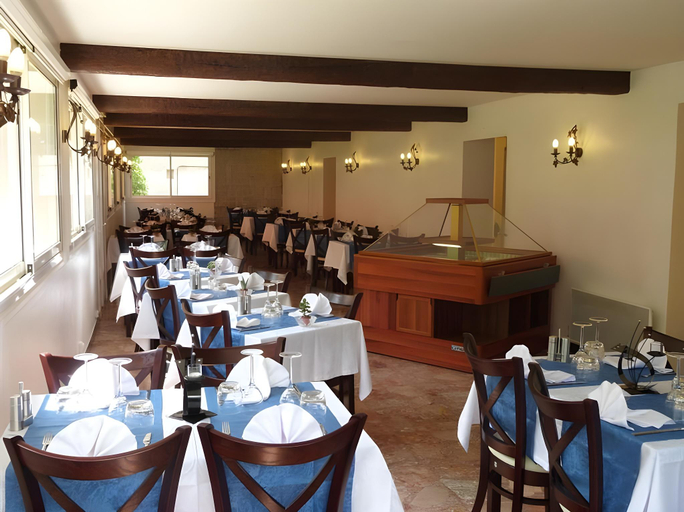Food & Drinks 5, Hotel Restaurant Le Lachens, Var