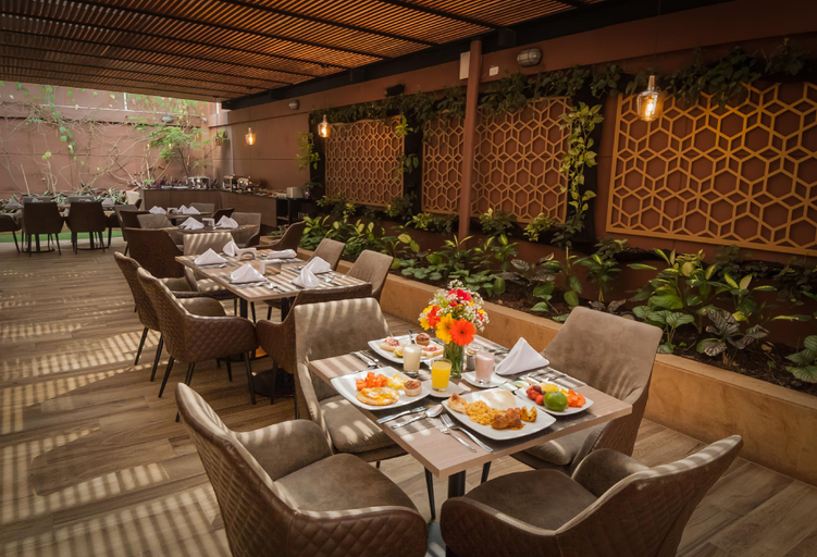 Food & Drinks 4, Hotel Lomas 10 Medellín, Medellín