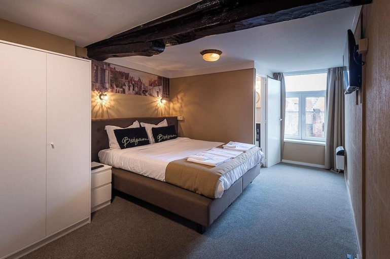 Others 3, Hotel Cavalier, West-Vlaanderen