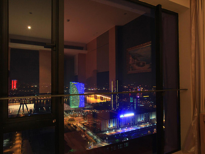 Food & Drinks, Guangzhou HeeFun Apartment - Poly World Trading Center, Guangzhou